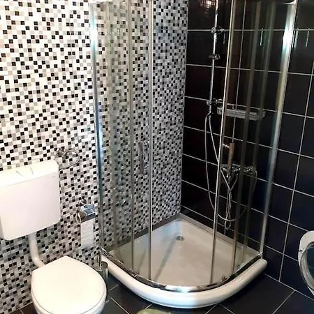Apartment Lazovic